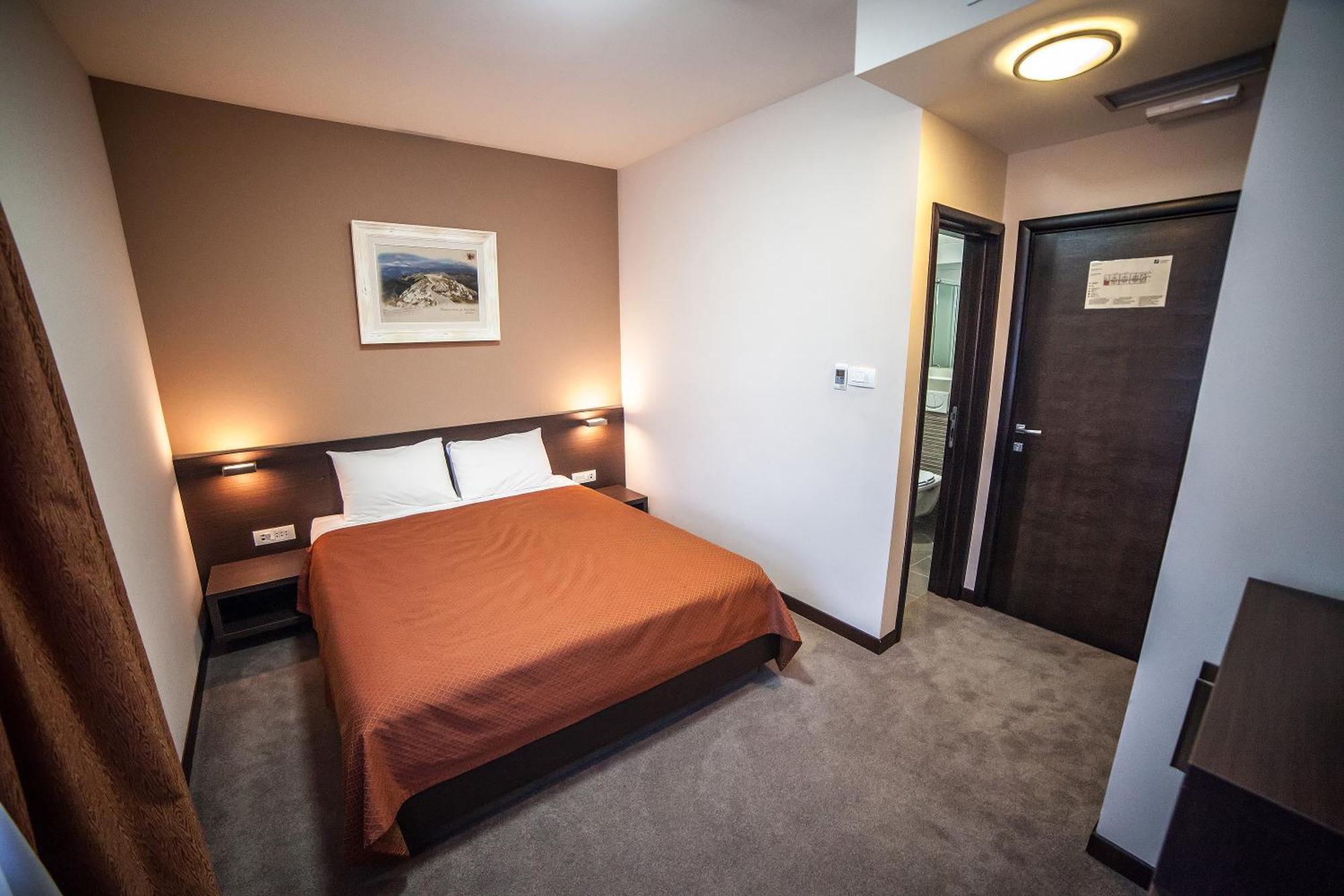 Hotel Terminus Podgorica Habitación foto